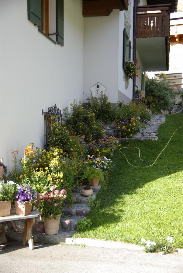 Hotel Pension Alpenrose Lech am Arlberg Exterior foto